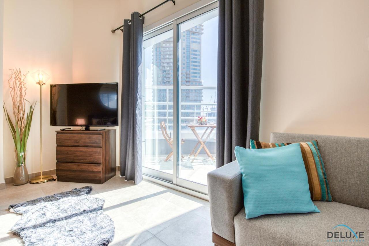 अपार्टमेंट Minutes Away To Metro Unit With Nearby Retail Outlets, Gate 2, Jumeirah Towers By Deluxe Homes Dubai